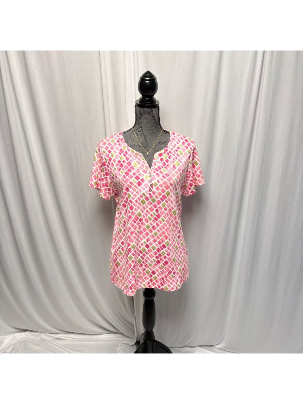 Karen Scott Top Womens Size Large Pink Gold Pattern Short Sleeve Henley T Shirt